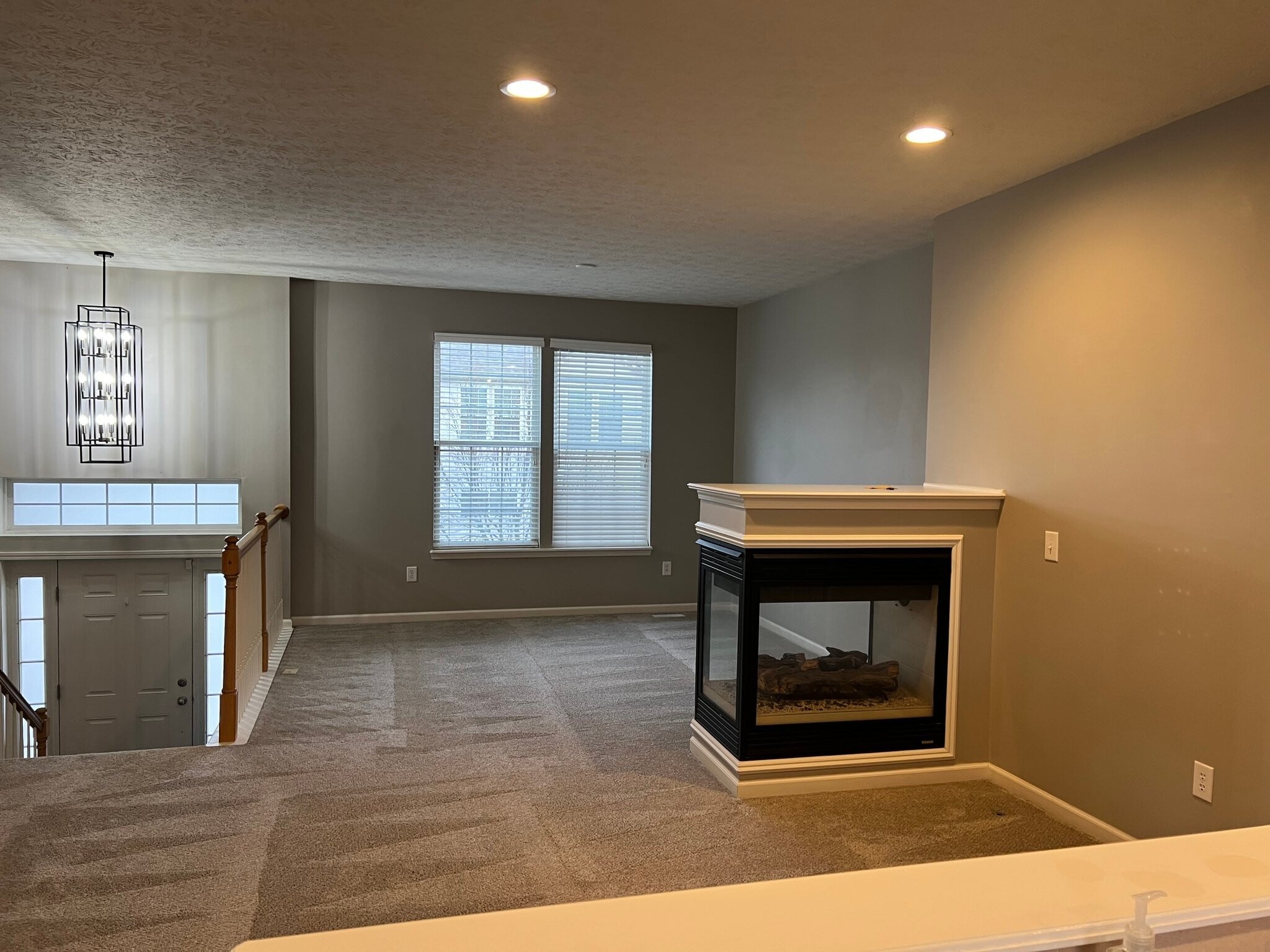 Building Photo - 13833 Willesden Cir
