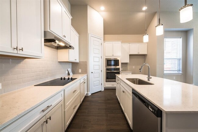 Building Photo - 113 Old Trinity Way