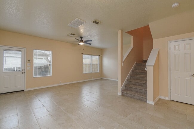 Building Photo - 29704 Sullivan Oaks Dr