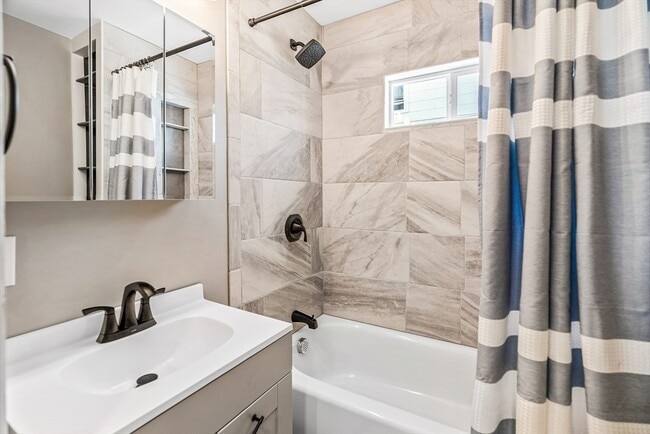 Building Photo - 23 Fairmont Ave