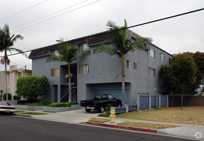 Primary Photo - 11529 Gale Ave