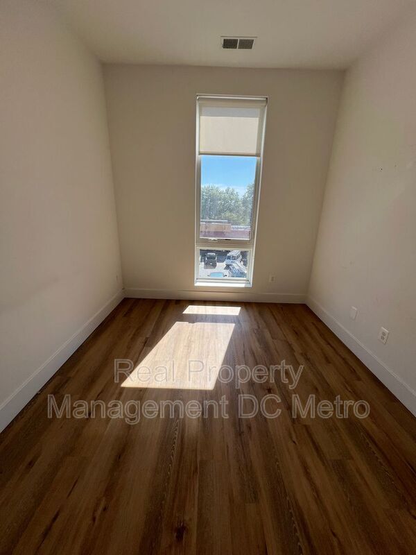Building Photo - 5230 Georgia Ave NW