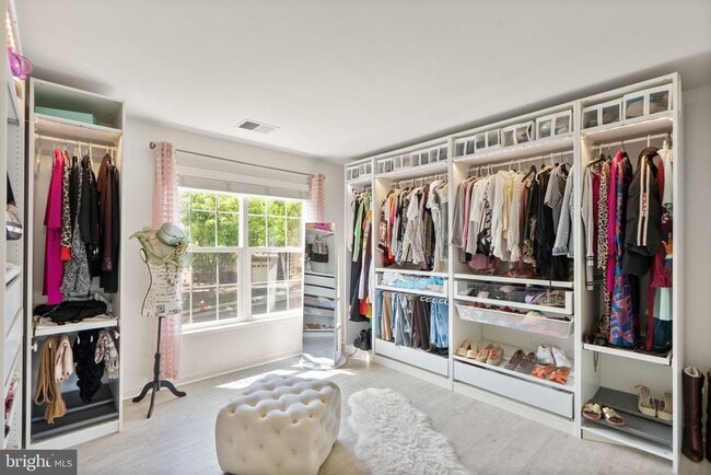 Building Photo - 43272 Baltusrol Terrace