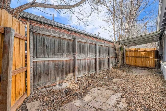 Building Photo - WAIVED APPLICATION FEES