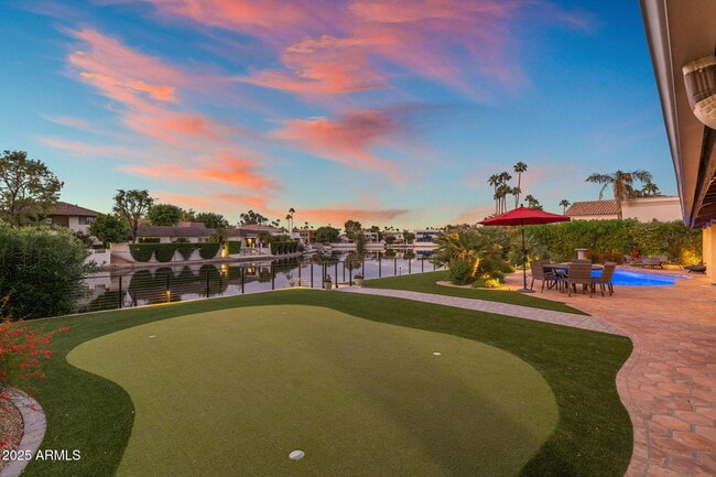 Building Photo - 7620 E Vía Del Placito