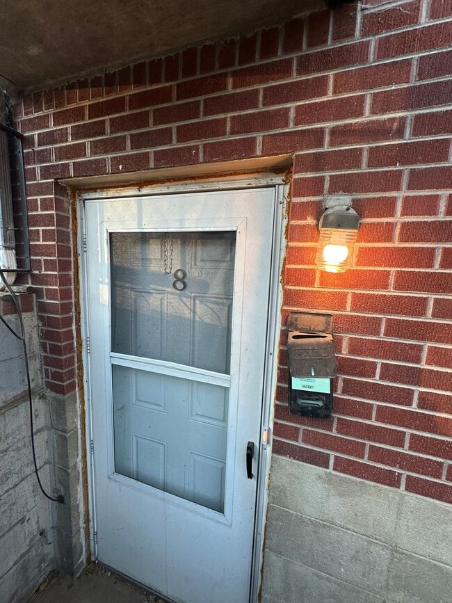 Building Photo - KM1517