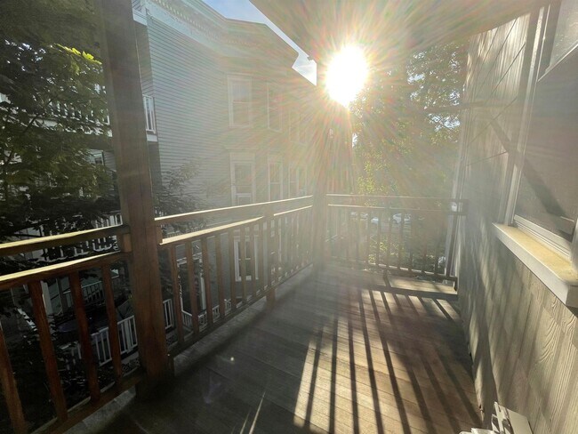 Building Photo - 20 Marie Ave