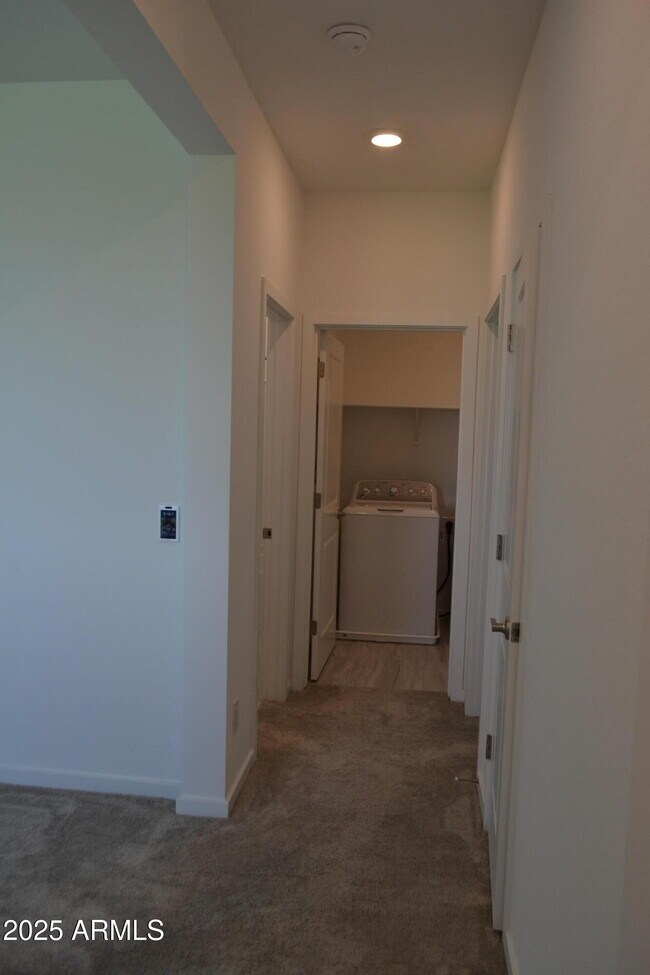 Building Photo - 4808 S Ferric