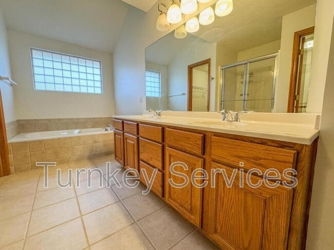 Building Photo - 15222 Curtis Ave