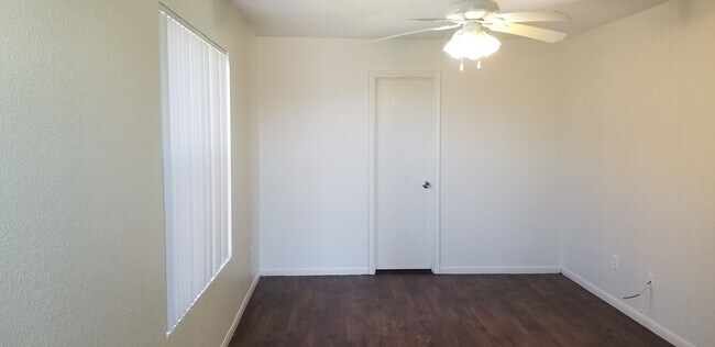 Building Photo - 4311 Janelle Dr