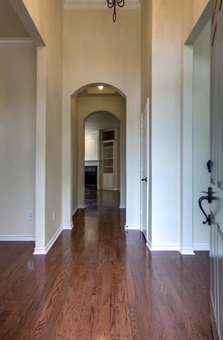 Building Photo - 314 Chisholm Trail