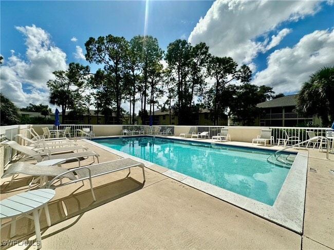 Building Photo - 709 Landover Cir