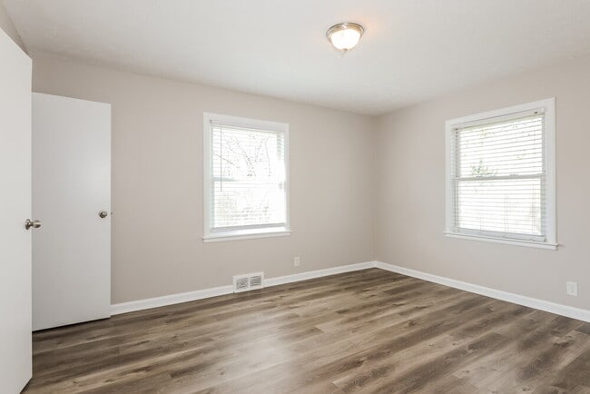 Building Photo - 515 Stover Ave