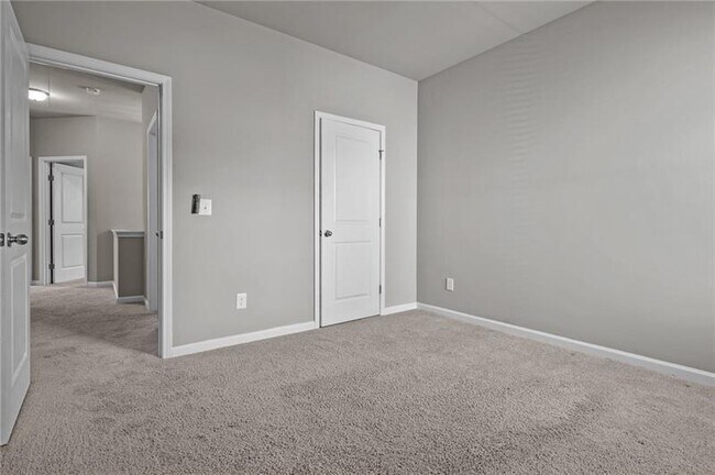 Building Photo - 1153 Chester Wy