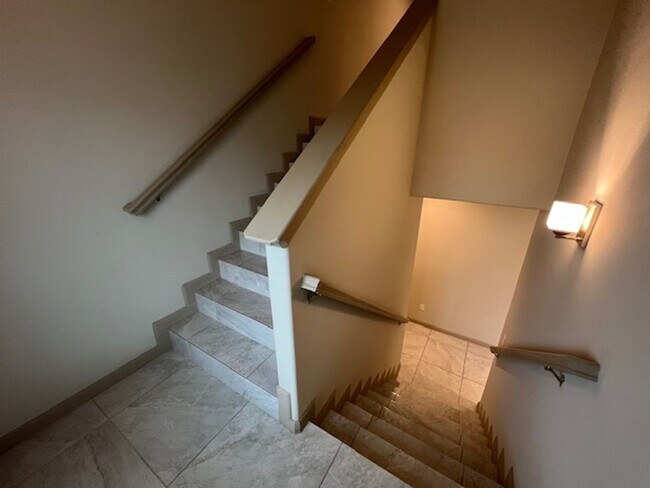 Building Photo - THE DORADO CONDOMINIUMS