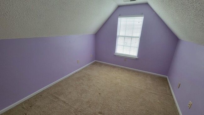 Building Photo - 4 Bed, 2.5 Bath Home Available Now in Riverside Chase