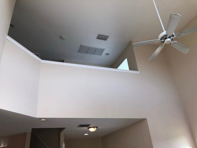Building Photo - 1561 Travertine Terrace