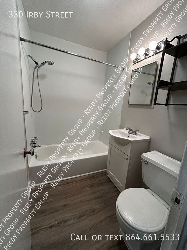 Building Photo - 330 Irby St