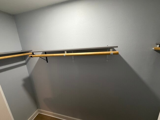 Building Photo - 14238 Juliedale Dr