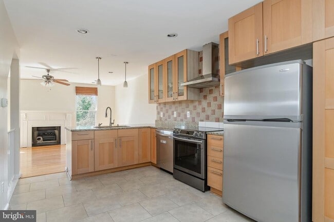 Building Photo - 7886 Brighton Way