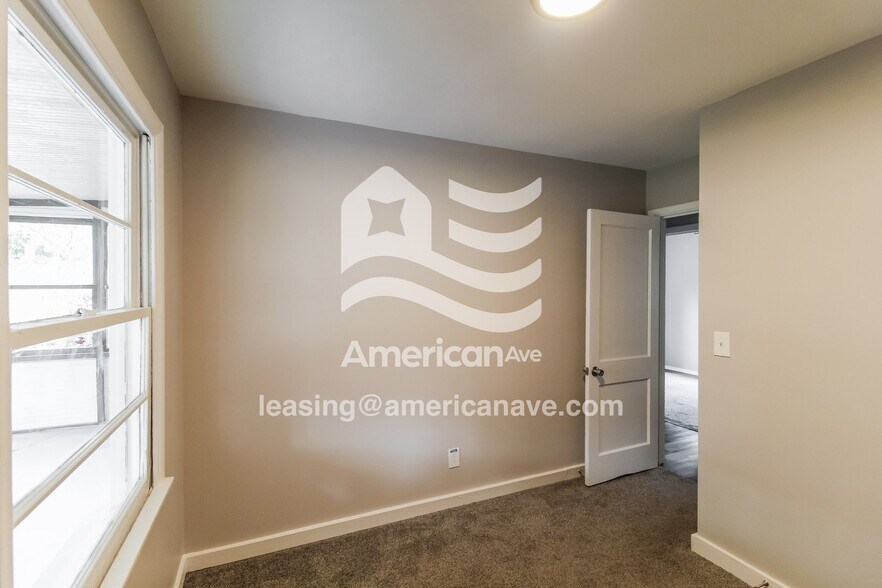 Building Photo - 1548 Buford Ave