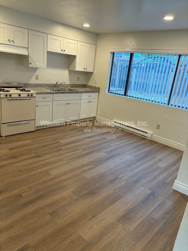 Building Photo - 9653 Soquel Dr