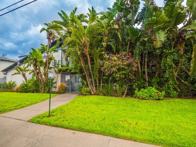 Building Photo - 5650 Fair Ave