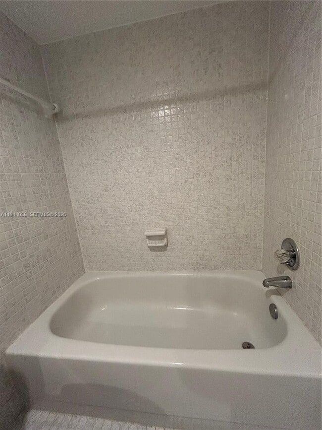 Building Photo - 200 Berkley Rd