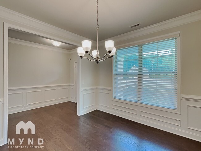 Building Photo - 7377 Birchshire Dr