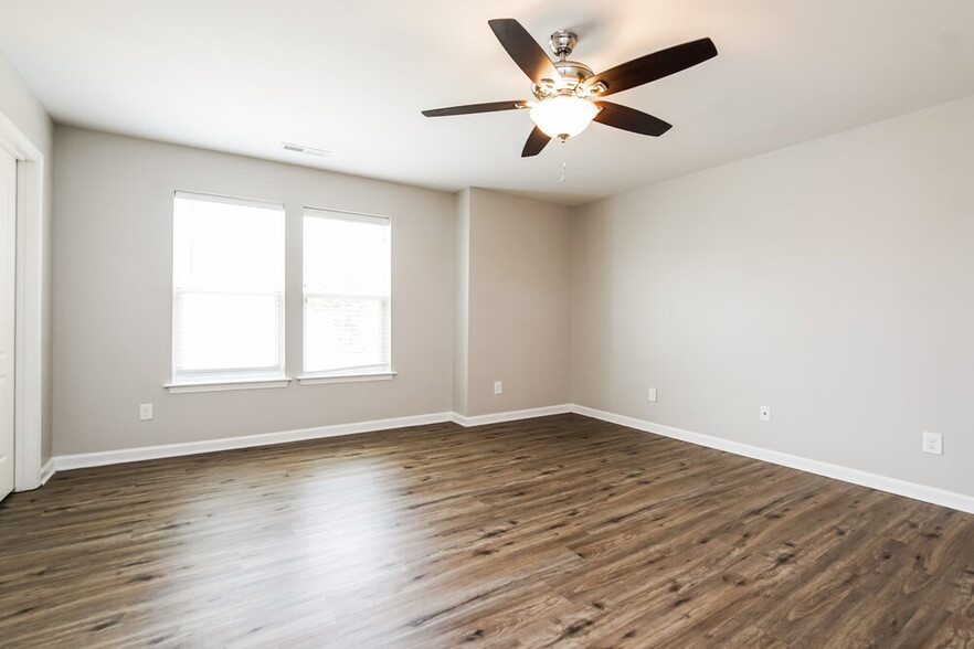 Building Photo - 23 Marsh Creek Dr