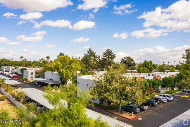 Building Photo - 6505 E Osborn Rd
