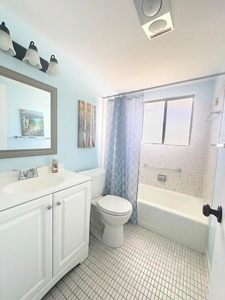 Building Photo - 3362 Cynthia Ln