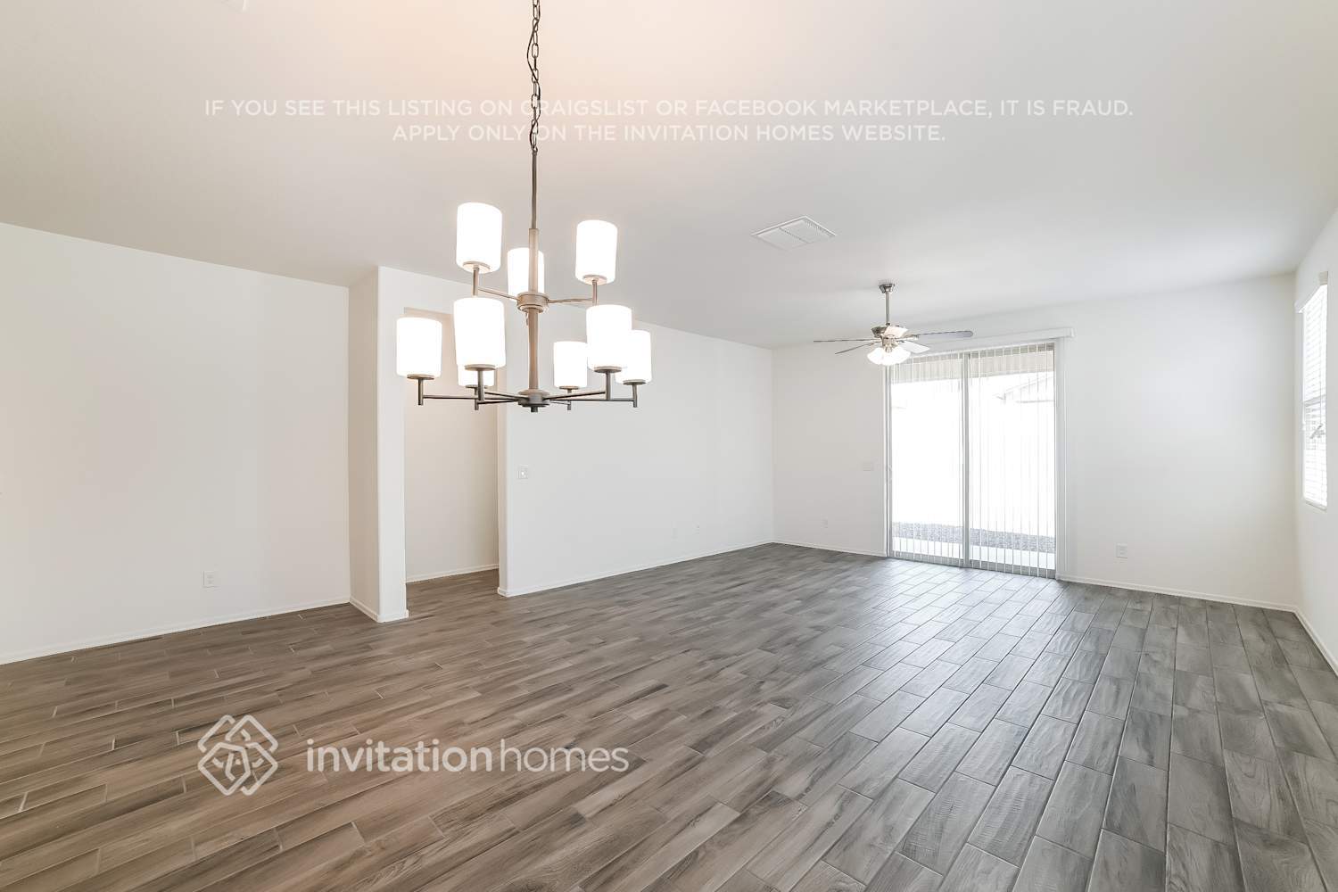 Building Photo - 19444 W Solano Dr