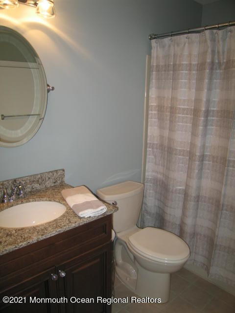 Building Photo - 90 Quince Ct