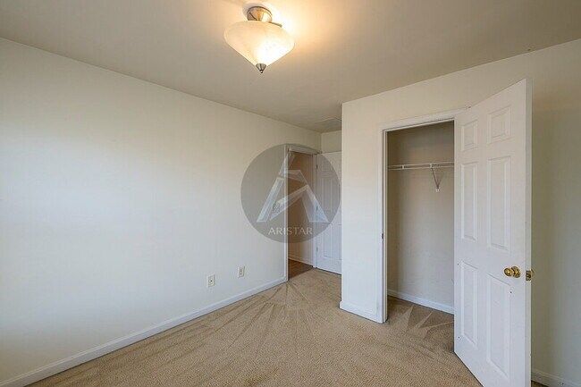 Building Photo - 1440 Dolcetto Trce
