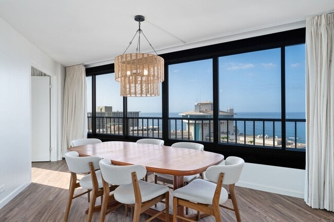 Building Photo - Available TBD - Discovery Bay 2 Bed, 2 Bat...