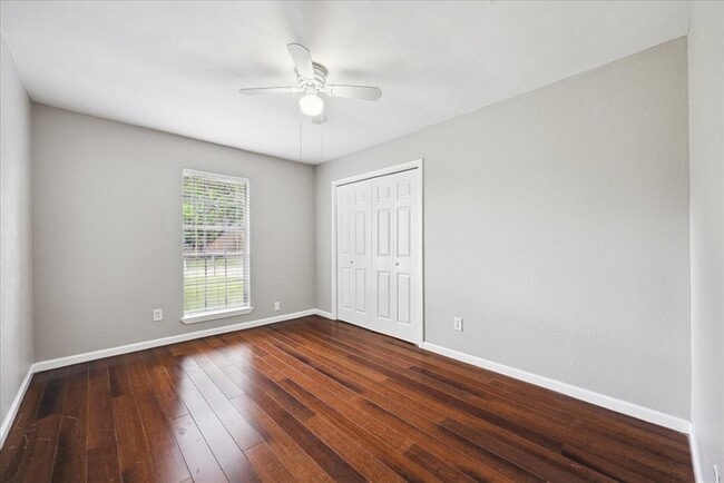 Building Photo - 23947 Pepperrell Pl St