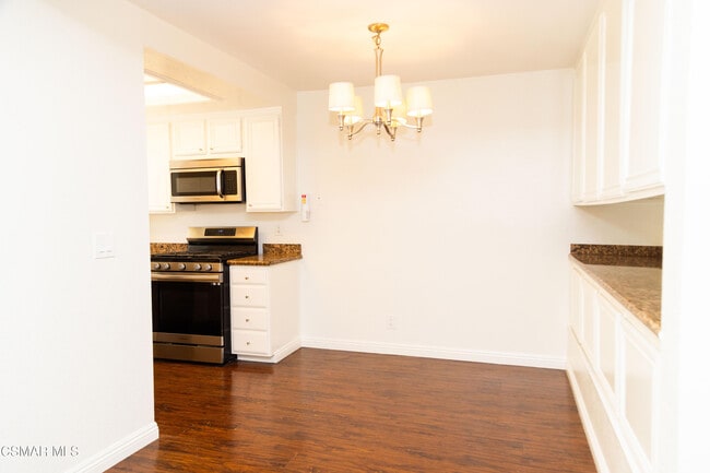 Building Photo - 1339 Ramona Dr