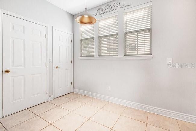 Building Photo - 1222 Golden Canna Ln