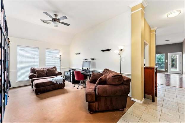 Building Photo - 21506 Willow Glade Dr