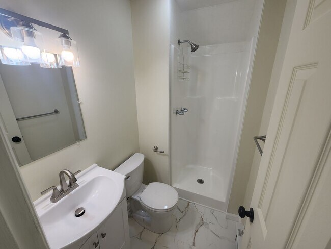 Building Photo - 383-385 Tolbert Avenue