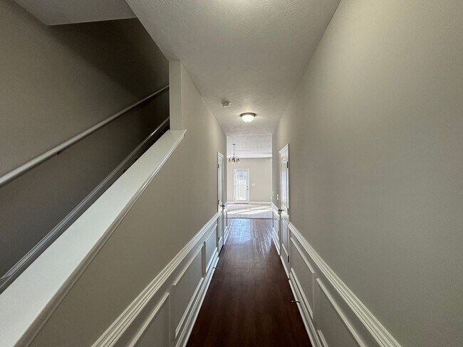 Building Photo - 814 Benelli Ln