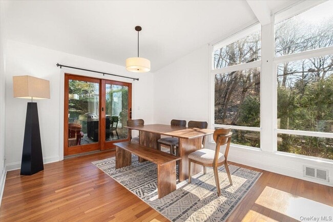 Building Photo - 6A Dickel Rd