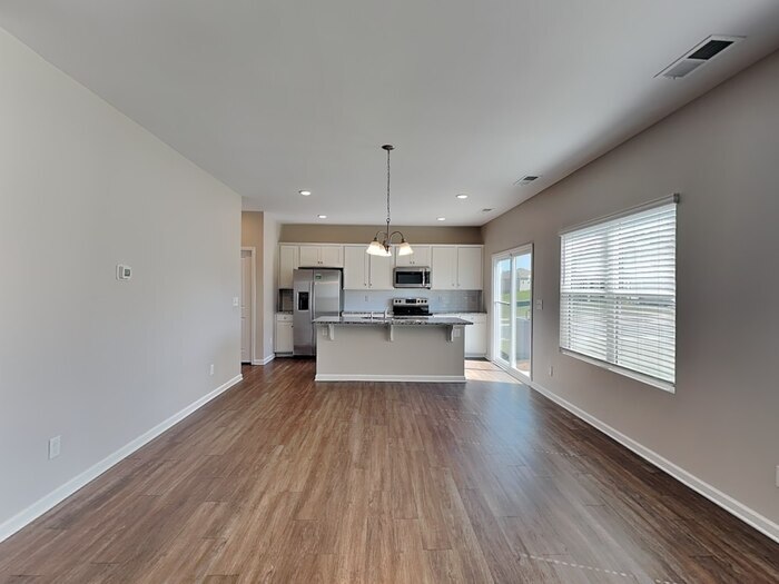 Building Photo - 712 Pointe Andrews Drive