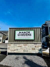 Building Photo - Manor Gardens