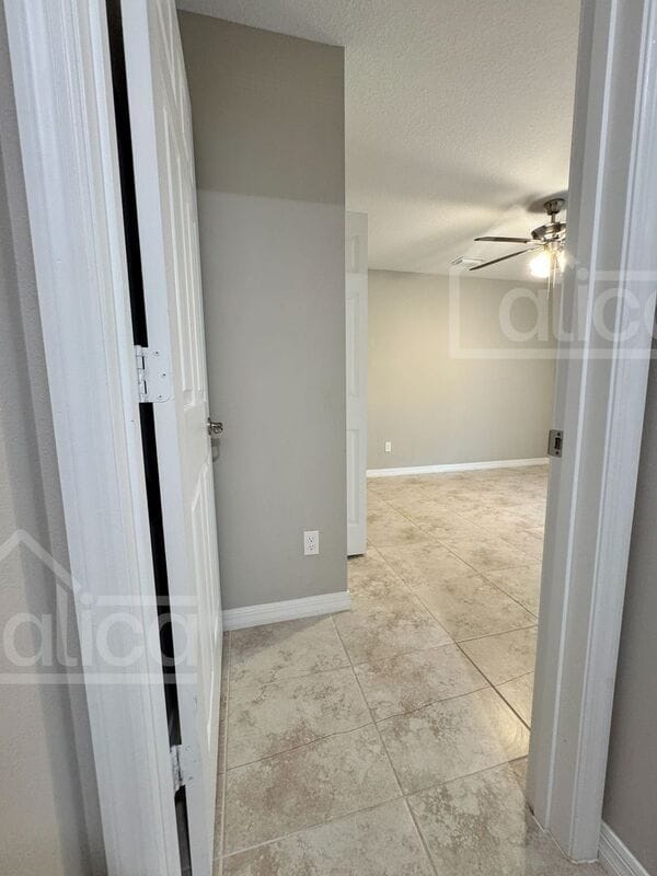 Building Photo - 3271 Hale Ave