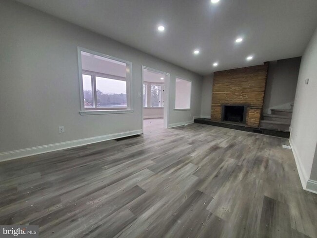 Building Photo - 9 Butler Ct