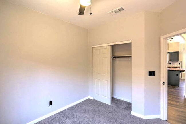 Building Photo - Rancho Sahuarita