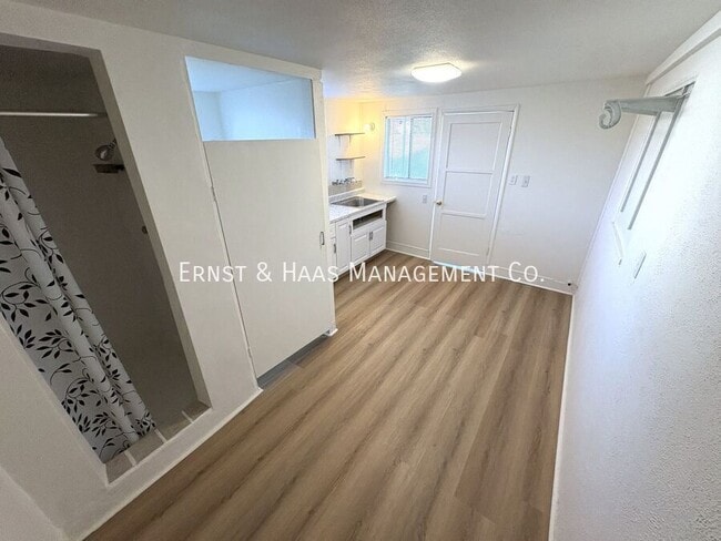 Building Photo - 15334 Orizaba Ave