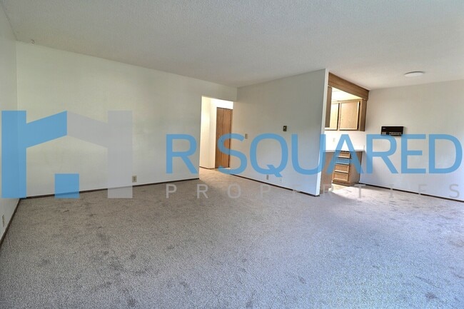 Building Photo - 3000 SW Avalon Way